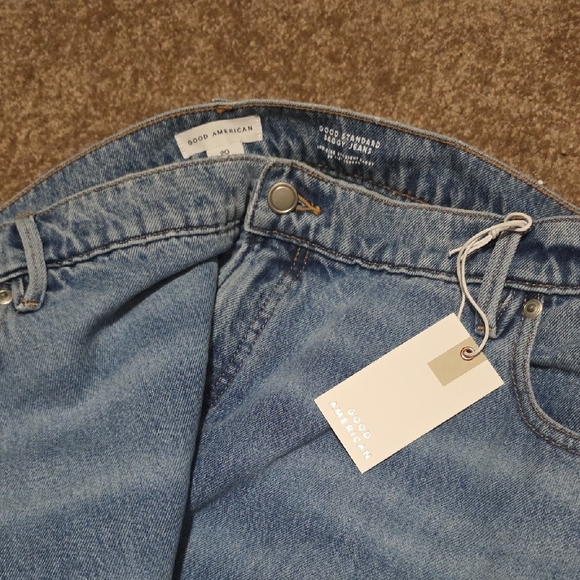 Good American GOOD LOW RISE BAGGY JEANS | INDIGO893 - Picture 8 of 8
